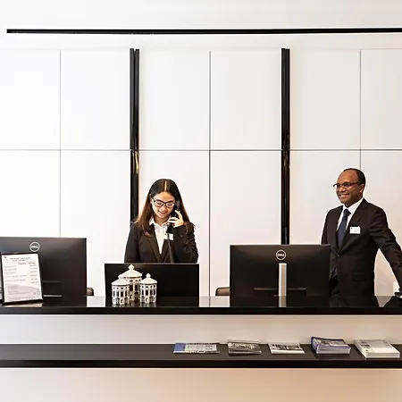 Western Premier The Blake Gare Saint Lazare 4* Paris