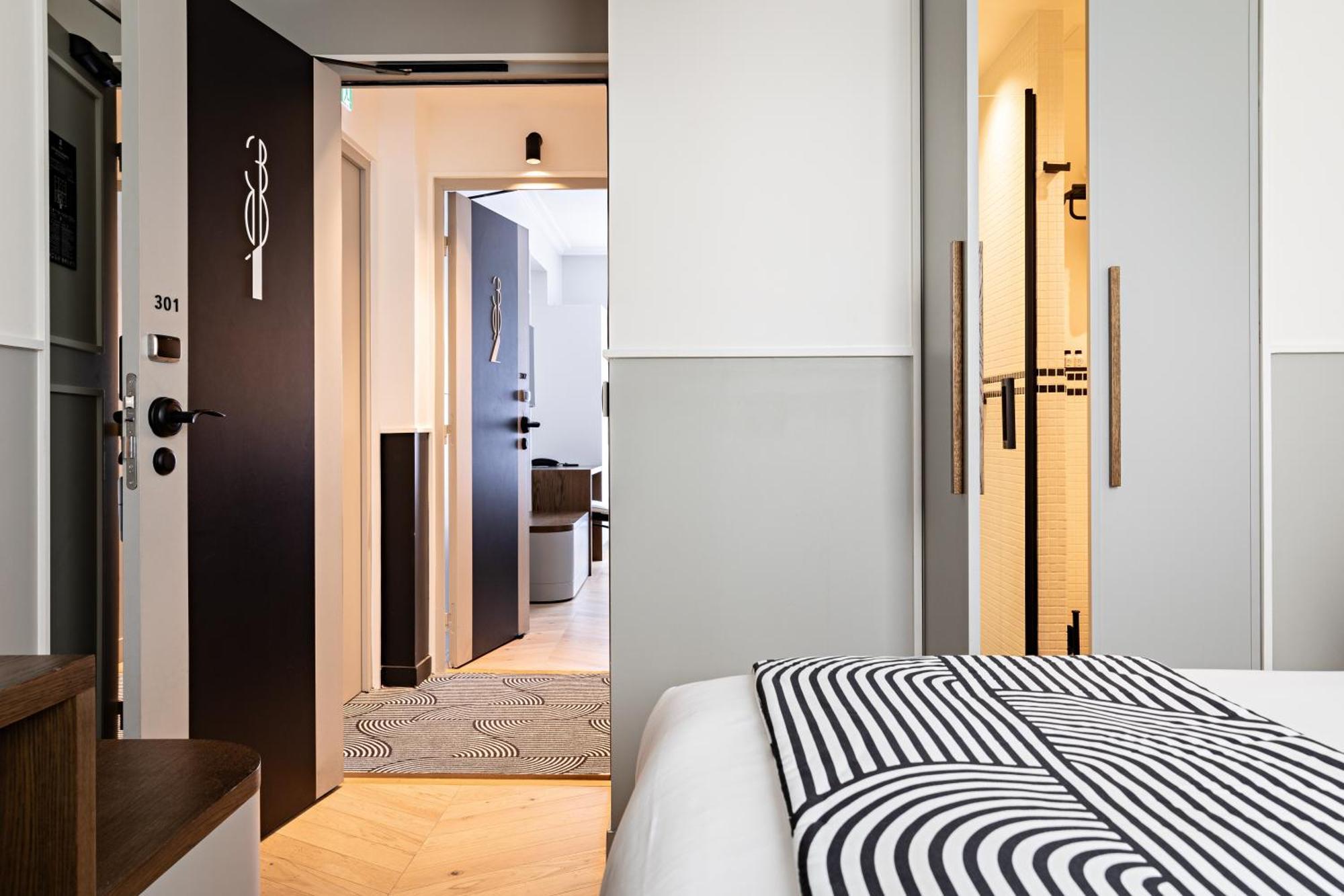 Hotel Western Premier The Blake Gare Saint Lazare 4*