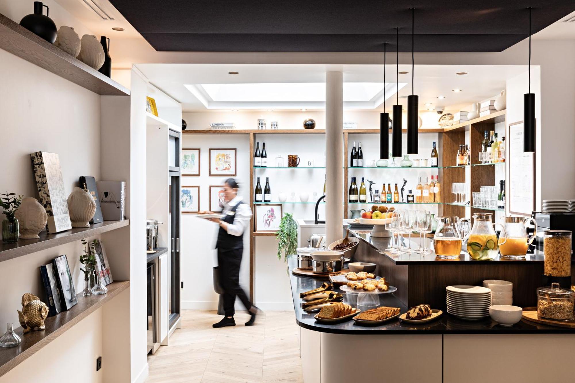 Western Premier The Blake Gare Saint Lazare Hotel